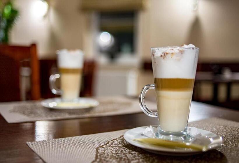 پانسیون Robeda