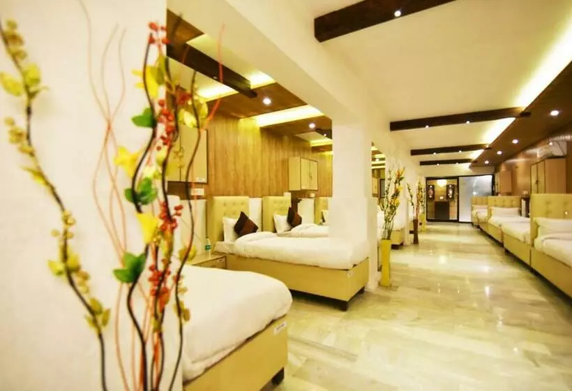 هاستل Hk Backpackers Luxury Rooms & Dormitory