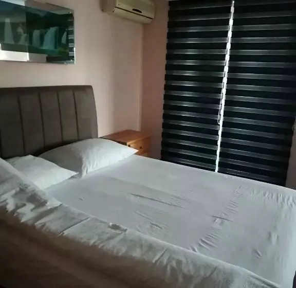 هاستل Prenoćište Samir