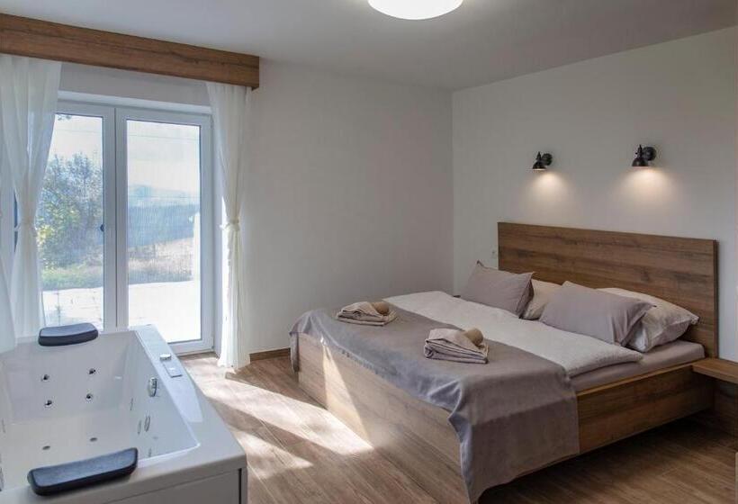 هاستل Vila Marin