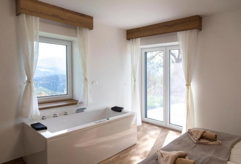 هاستل Vila Marin