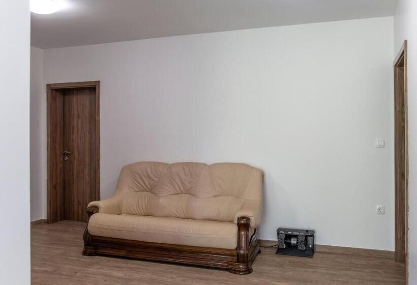 هاستل Vila Marin