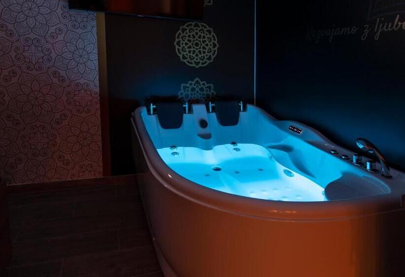 هاستل Vila Marin