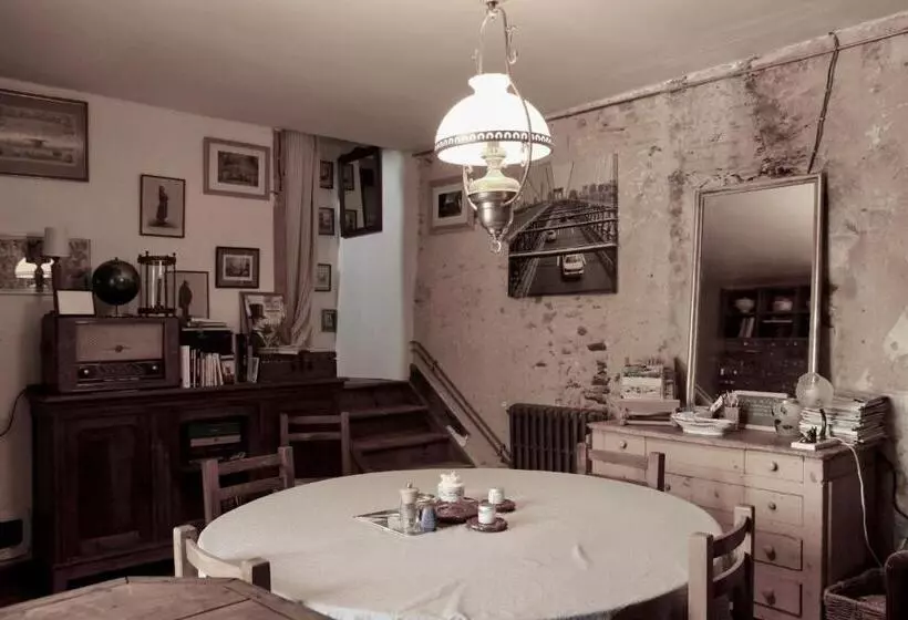 Aamiaismajoitus (B&B) Souslens