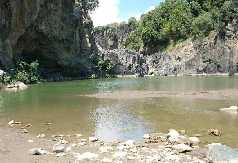 ホテル Resort Fonte Vulci