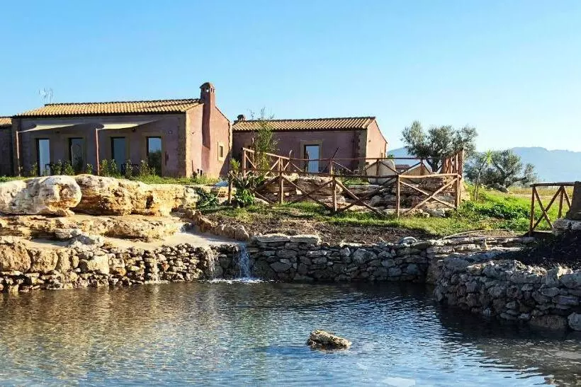 ホテル Resort Fonte Vulci