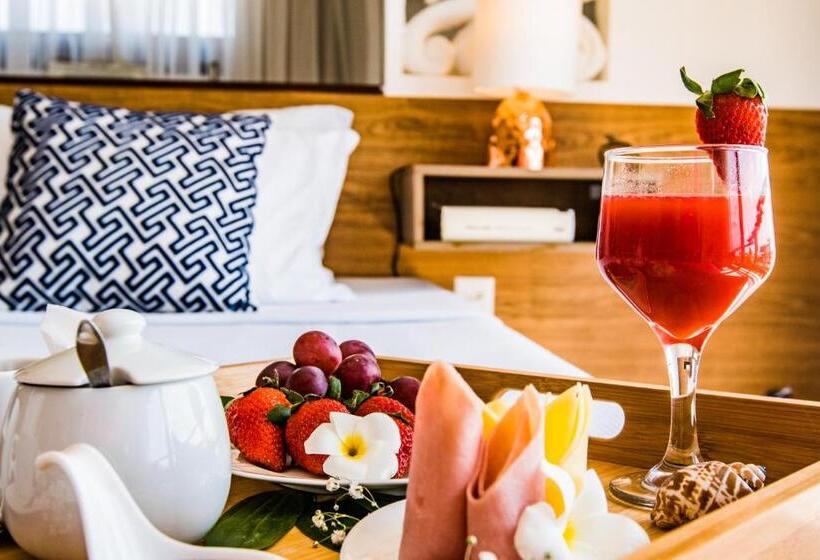 پانسیون Mencey Loco Beach House