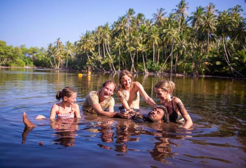 پانسیون Olive Goidhoo