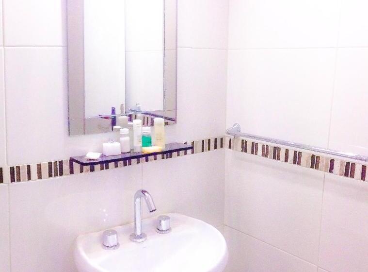 هتل Canarias Bed & Breakfast