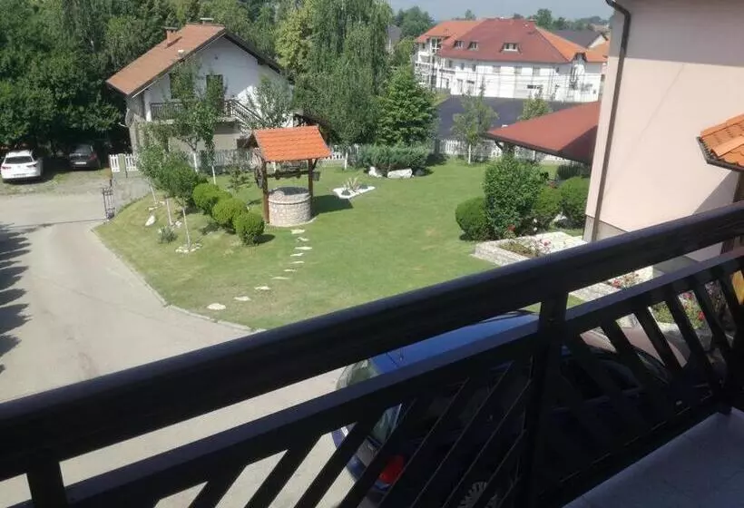 پانسیون Apartments Dedic