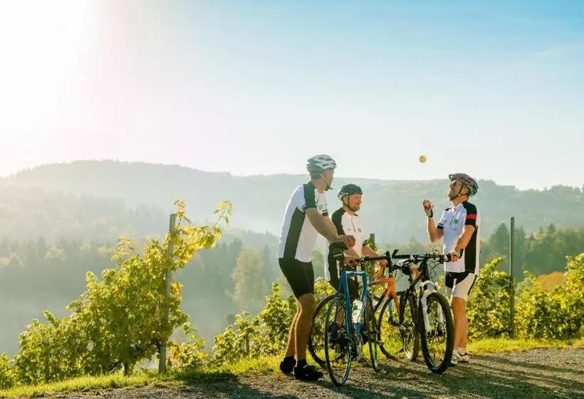 Majatalo Hoefer Der Genusstreffpunkt