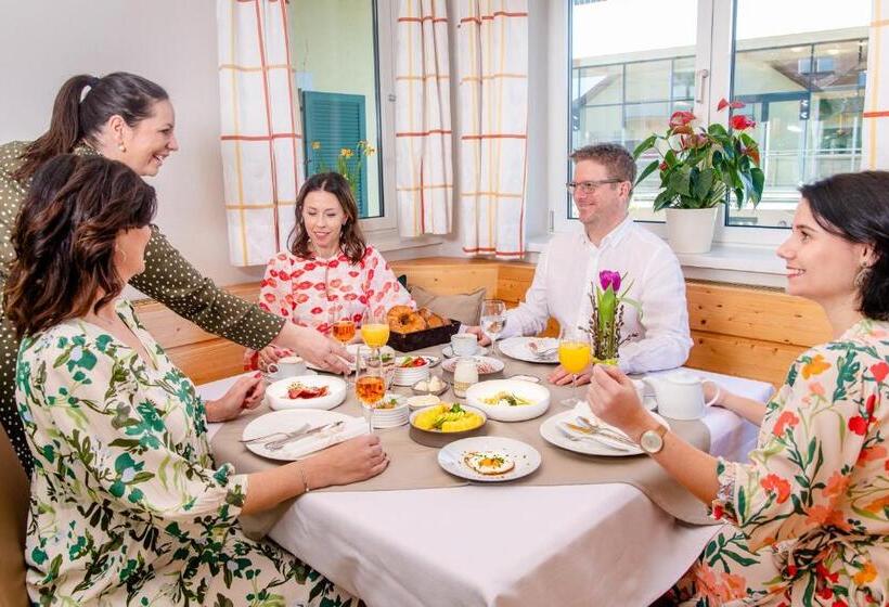 Majatalo Hoefer Der Genusstreffpunkt