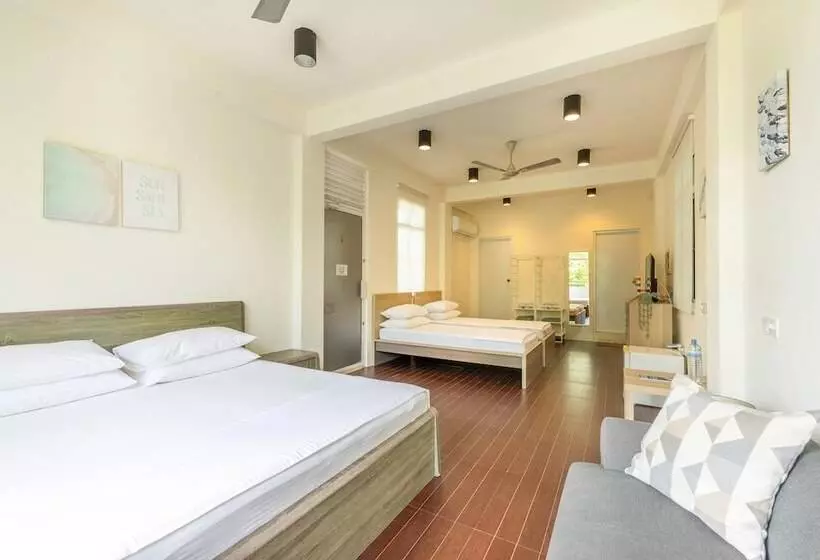 پانسیون Three Hearts