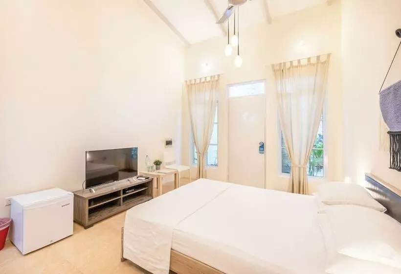 پانسیون Three Hearts