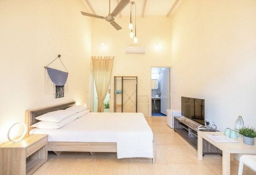 پانسیون Three Hearts