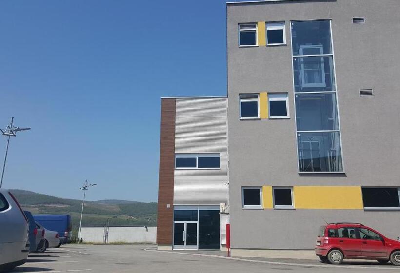 استراحتگاه Motel Edeka