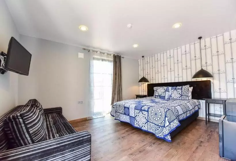 تختخواب و صبحانه Rusne Villa