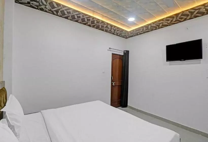 Hotelli Oyo Flagship 70230  Paras Palace