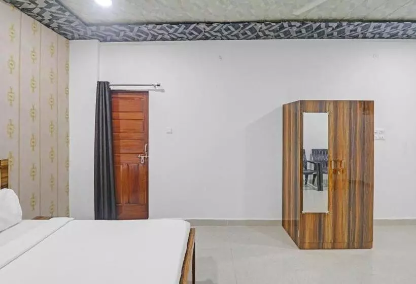 Hotelli Oyo Flagship 70230  Paras Palace