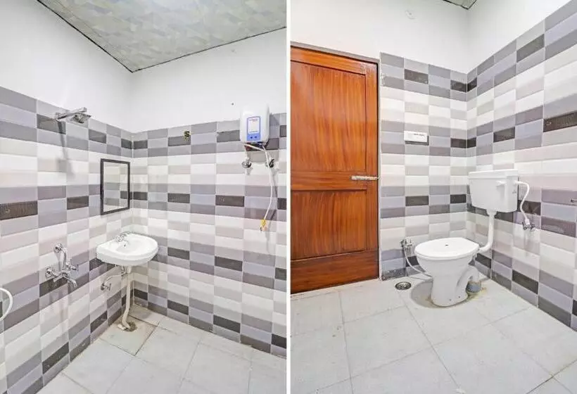 Hotelli Oyo Flagship 70230  Paras Palace