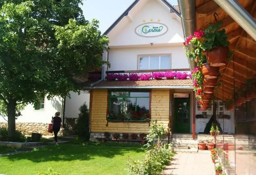 پانسیون Apartments Vila Selena   Golija