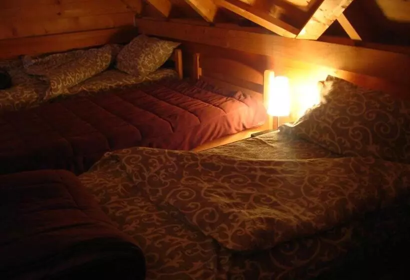 پانسیون Apartments Vila Selena   Golija