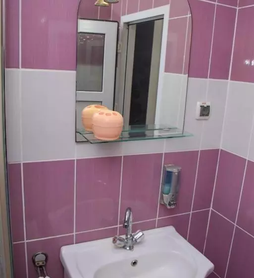 پانسیون Guest House Ceca