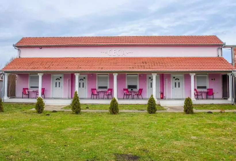 پانسیون Guest House Ceca