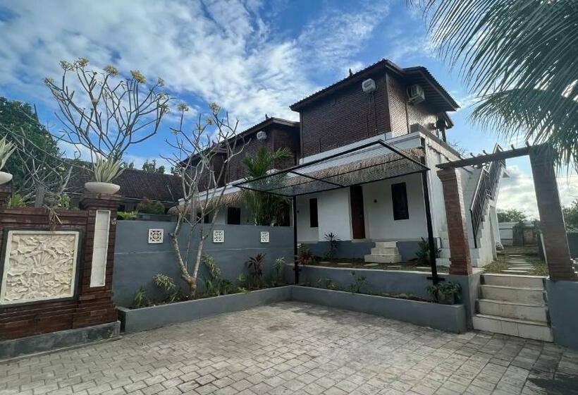 پانسیون Manta Guest House