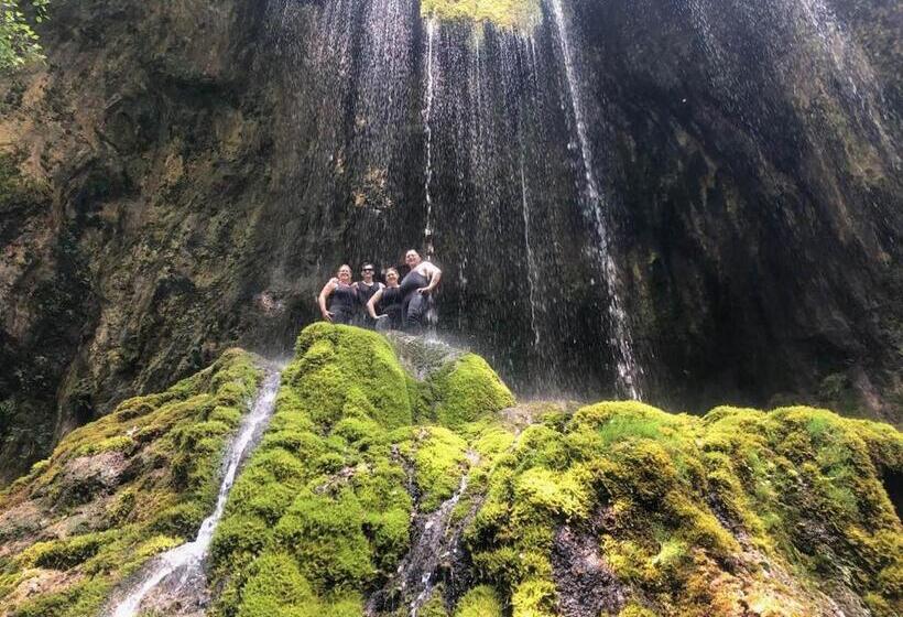 پانسیون Rafting Camp Green Tara