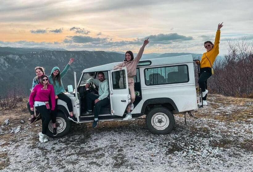 پانسیون Rafting Camp Green Tara