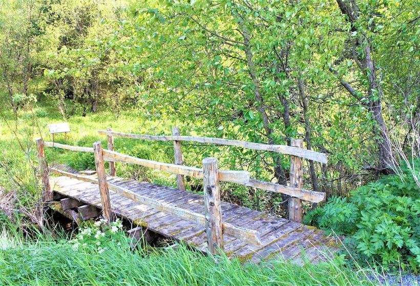 پانسیون Solheimar Eco Village Guesthouse