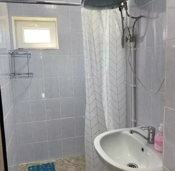 پانسیون Svetlana Guest House