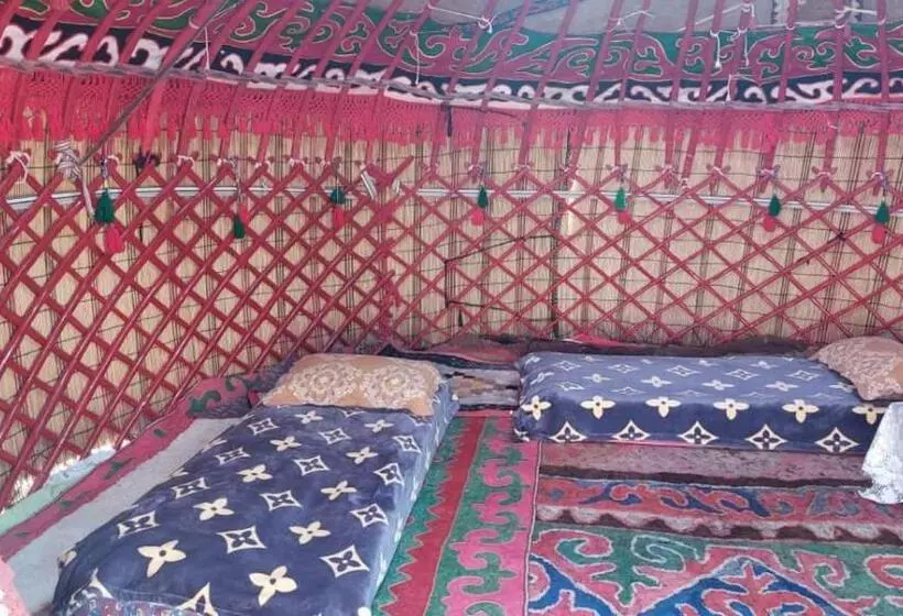 پانسیون Svetlana Guest House