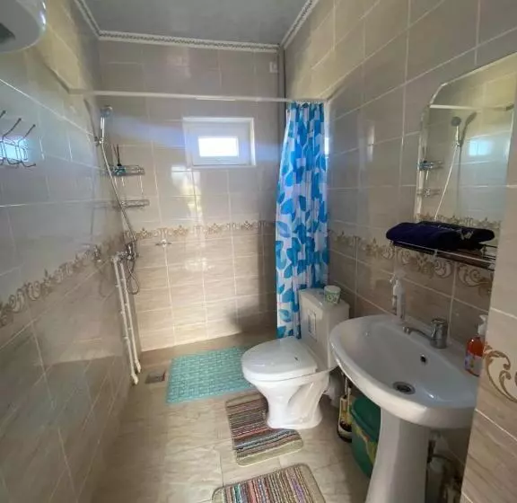 پانسیون Svetlana Guest House