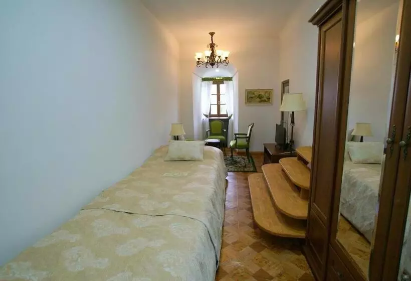 Aamiaismajoitus (B&B) Theresia Chateau   Bernolákovo
