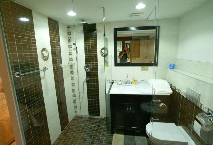 Bed and Breakfast Theresia Chateau   Bernolákovo