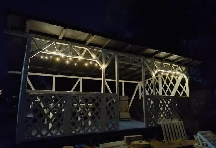 펜션 Almaville Mamaia