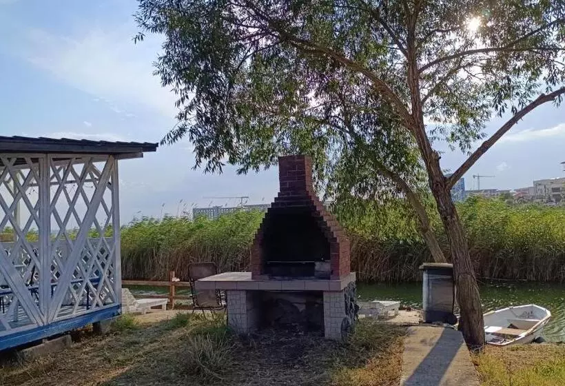 ペンション Almaville Mamaia