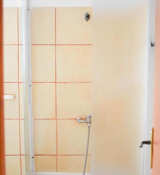 펜션 Almaville Mamaia