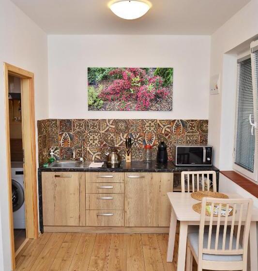 膳宿费 Apartmány Přítluky