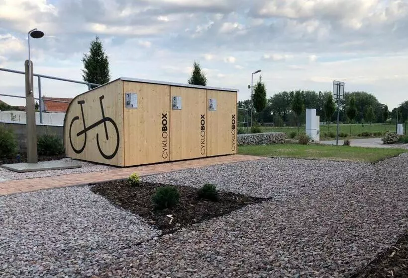 ペンション Apartmány Přítluky