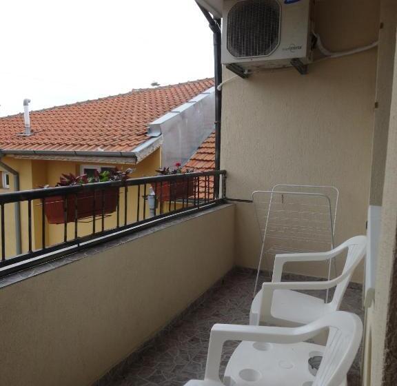 ペンション Rooms Nesebar Eli