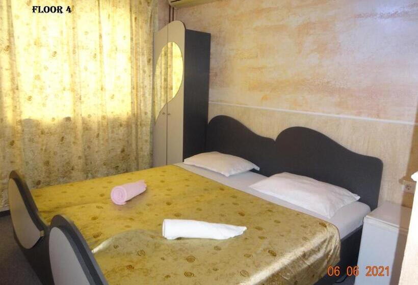 ペンション Rooms Nesebar Eli