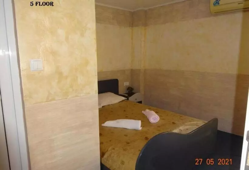 ペンション Rooms Nesebar Eli