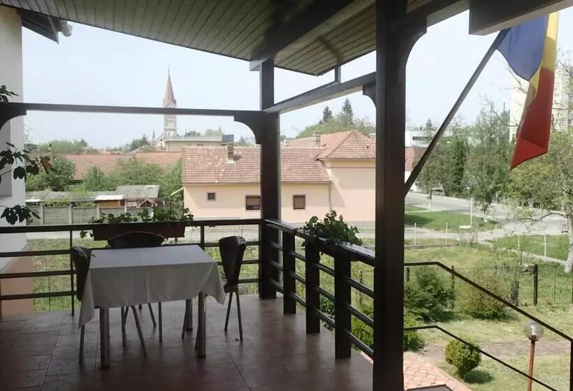 Majatalo Vila Zuela