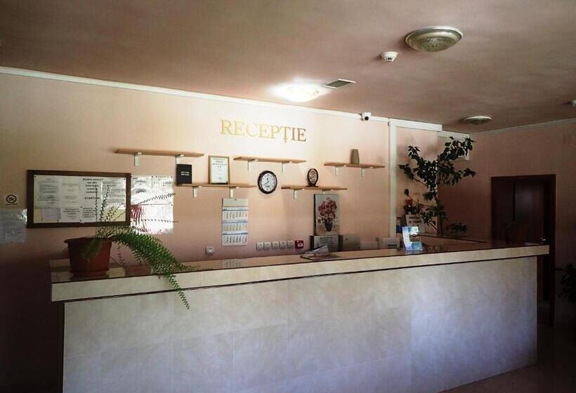 膳宿费 Vila Zuela