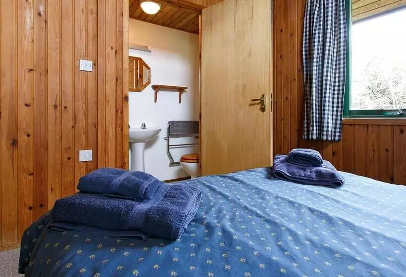 Lomakeskus Lochearnhead Loch Side