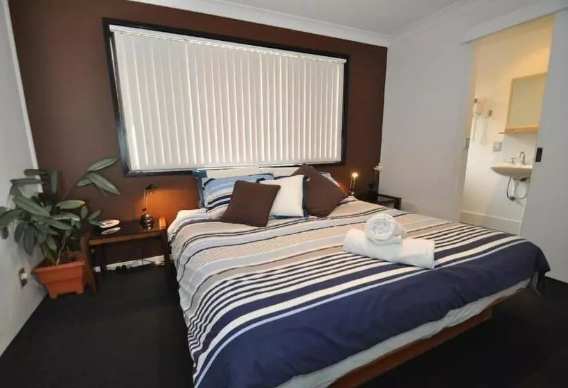 Beachfront Apartments Narooma