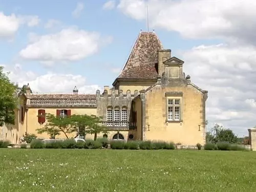 ベッドアンドブレックファースト Les Chambres Du Château Mont Donel